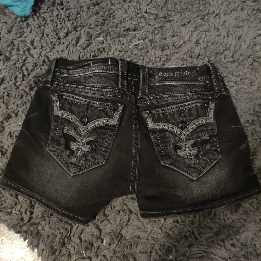 Rock revival shorts 27